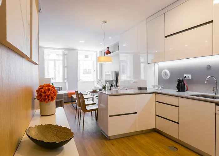 Merc Cedofeita Place * Порту