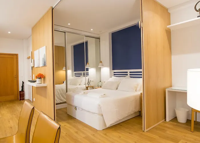 Merc Cedofeita Place *